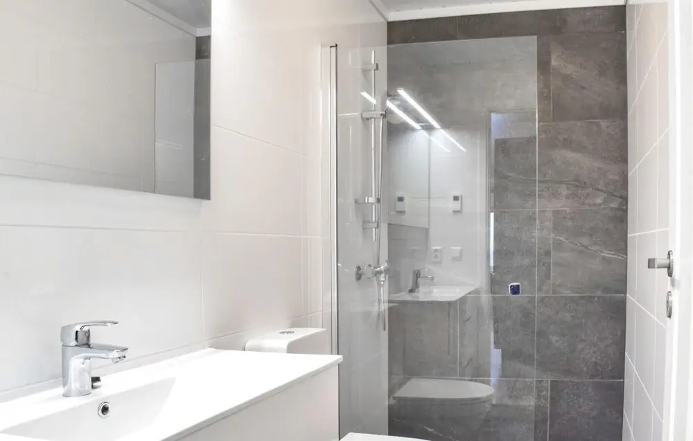 Stunning Apartment in Skulestadmo With Wifi and 3 Bedrooms