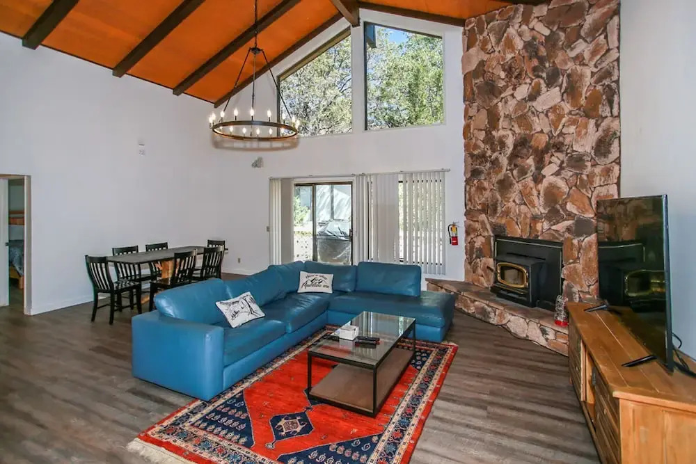 Mountain Top Retreat-1834 by Big Bear Vacations