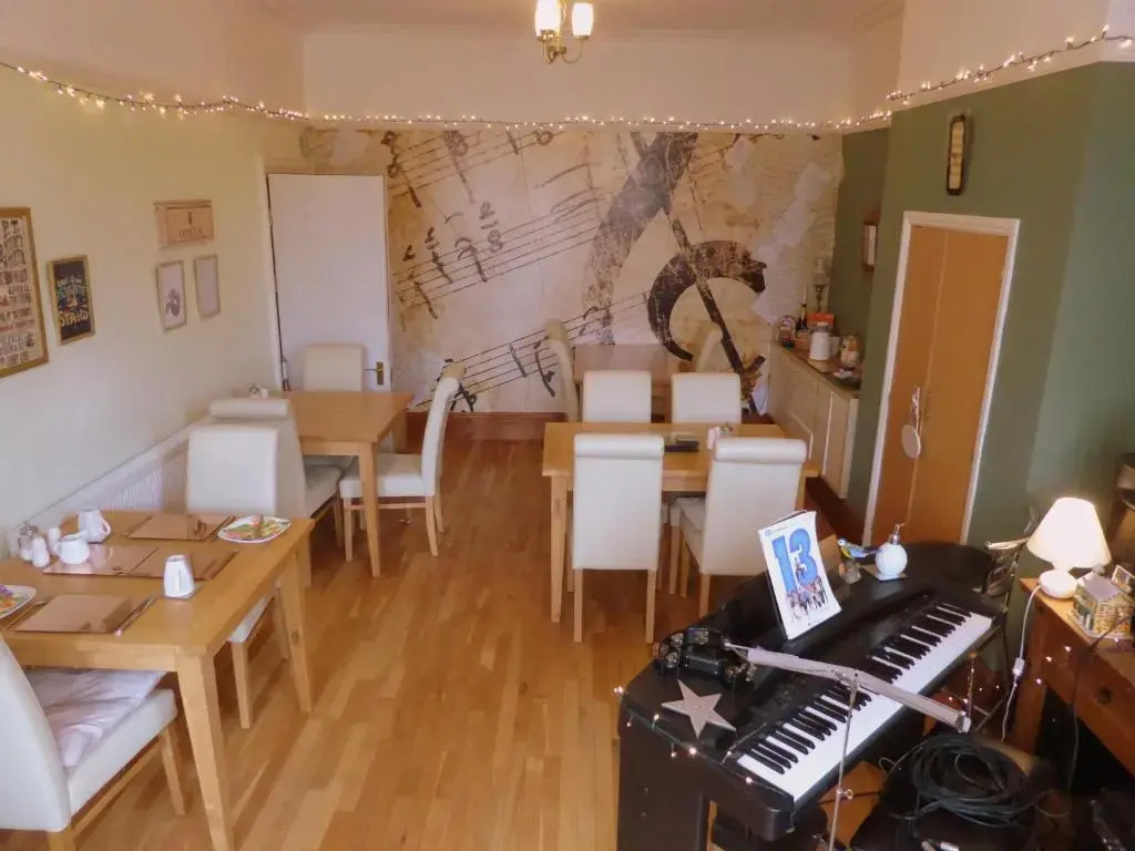 Northdene Theatre Hotel