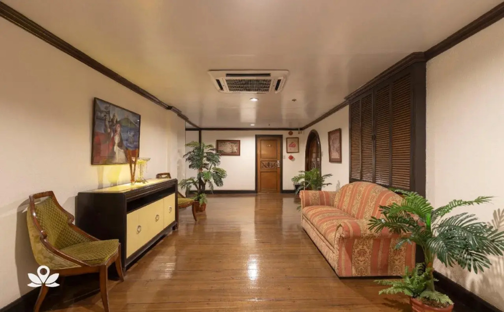 Camelot Hotel Quezon City powered by Cocotel