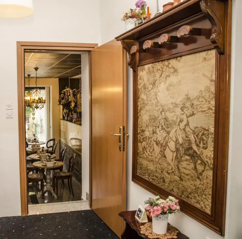 Trubarjev Art Boutique hotel