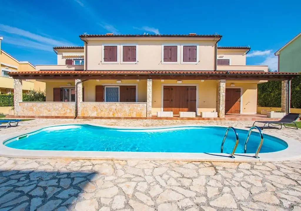 Apartments Romina 1