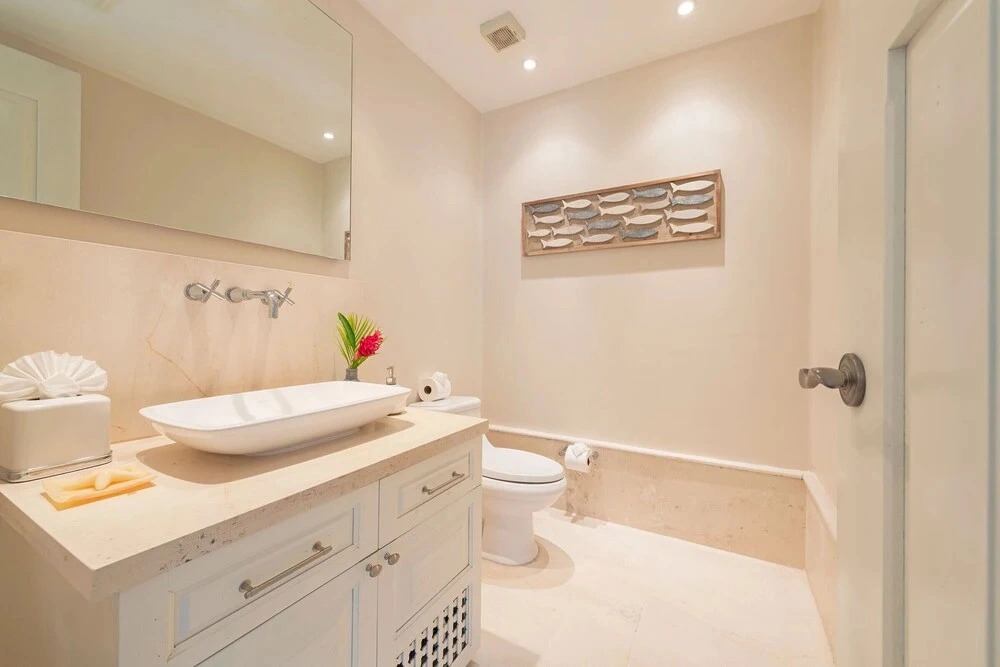 Luxurious 4 Bedroom Condo