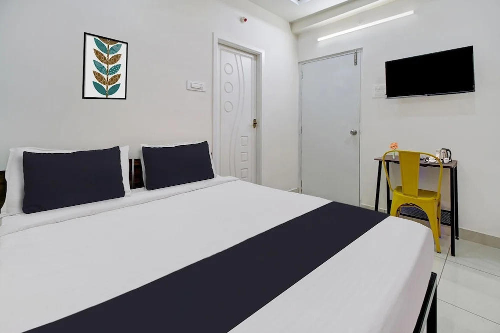 Deluxe RSL Guest House