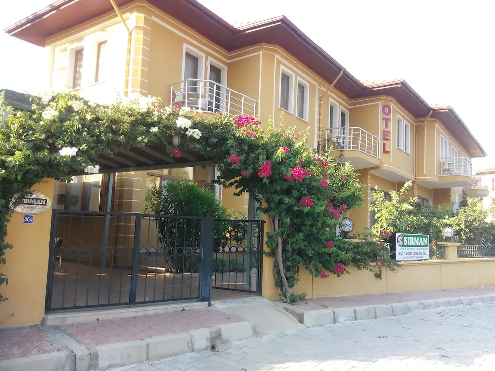 Sirman Apart Hotel