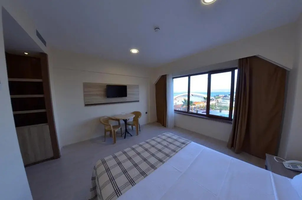 Halil Tuna Hotel