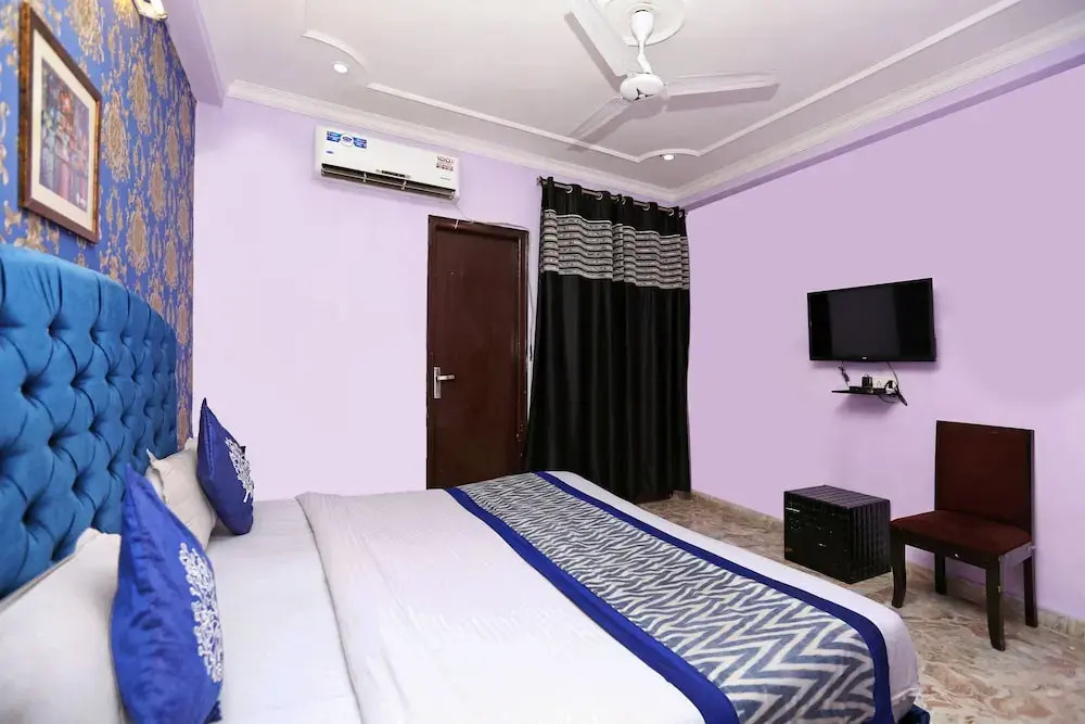 OYO 8969 Hotel Eagle Eye