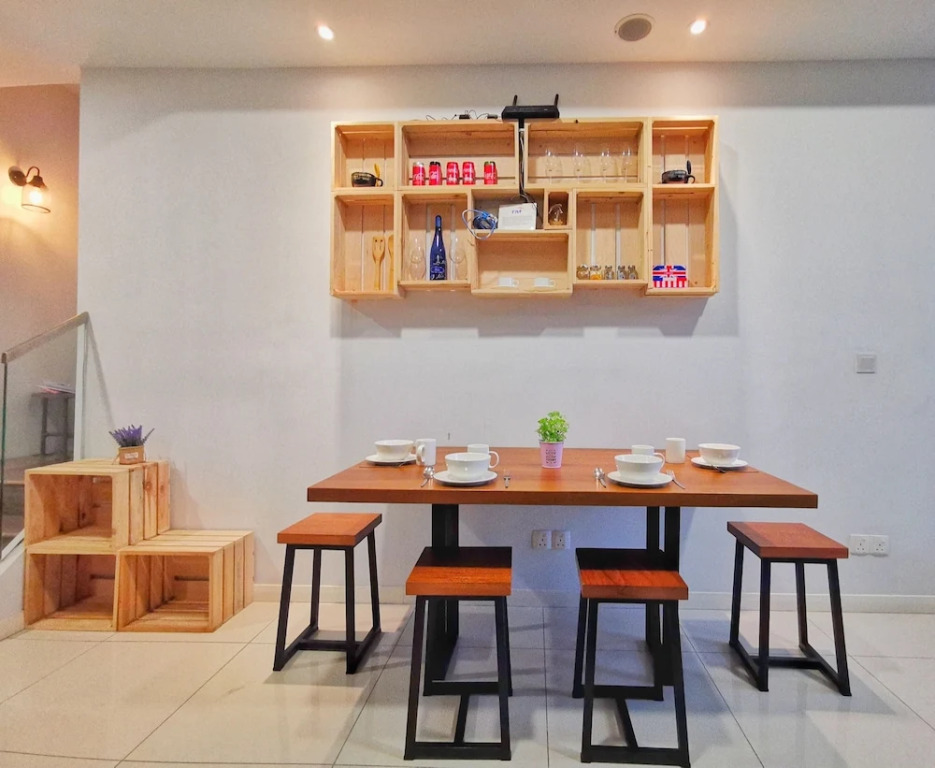 Eminent Suite at ICON City