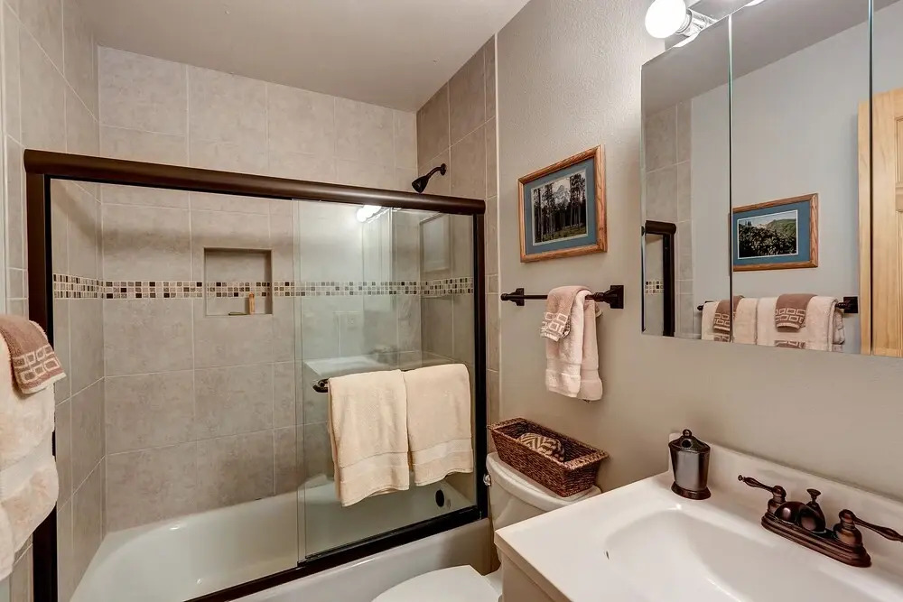 #1715 Tannenbaum II - Right on the River, Super Close to Quicksilver Lift and Walk to Main! 2 Bed, 3 Bath, Perfect Condo for Ski or Summer Getaway!
