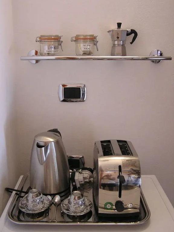 Art Transparent B&B