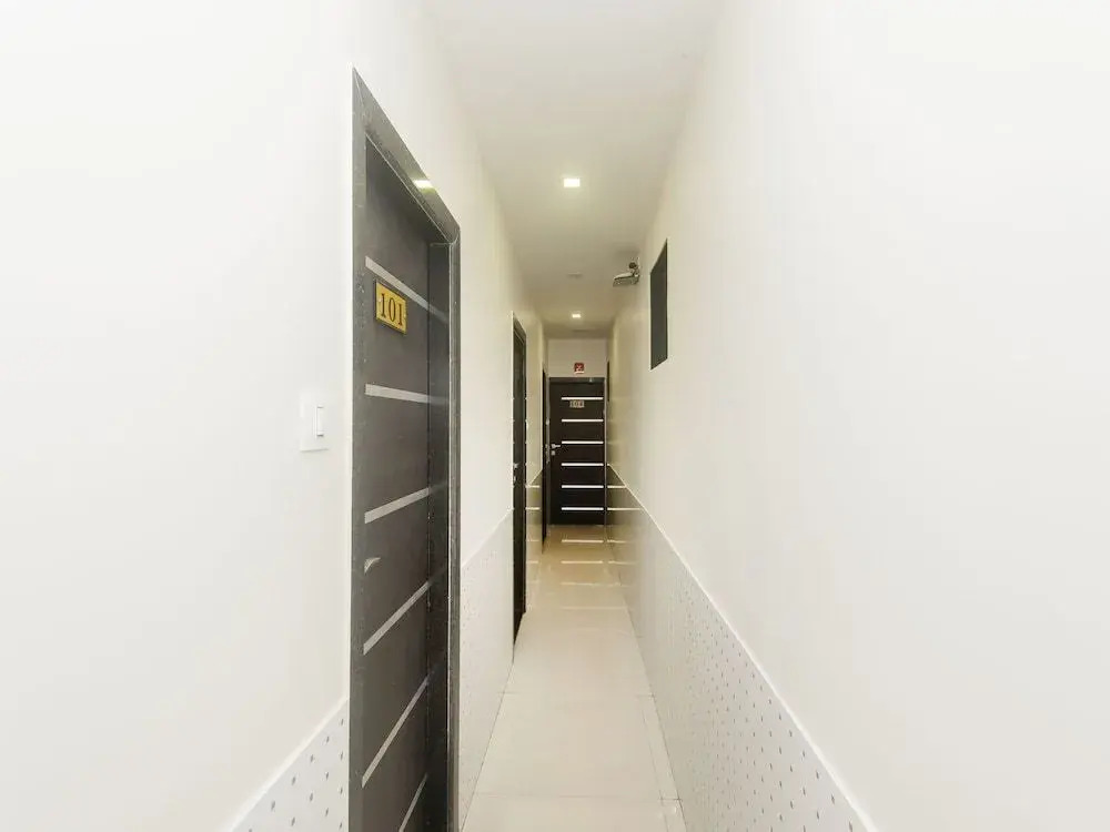 OYO 3782 Hotel Adnoc Inn