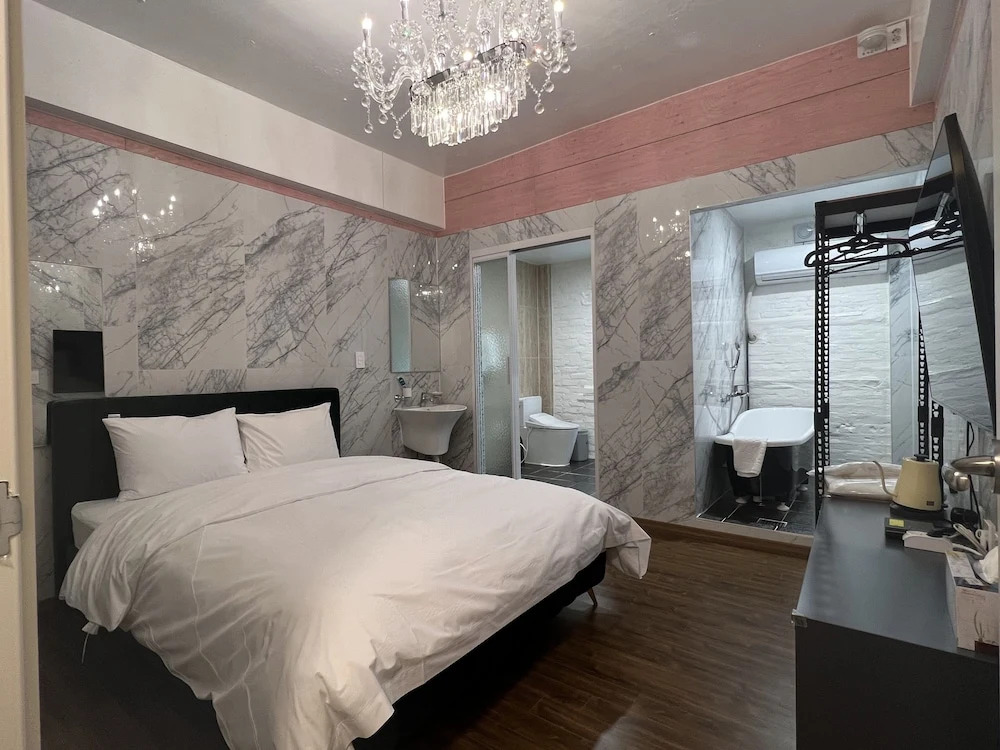 Woomigwan Hotel