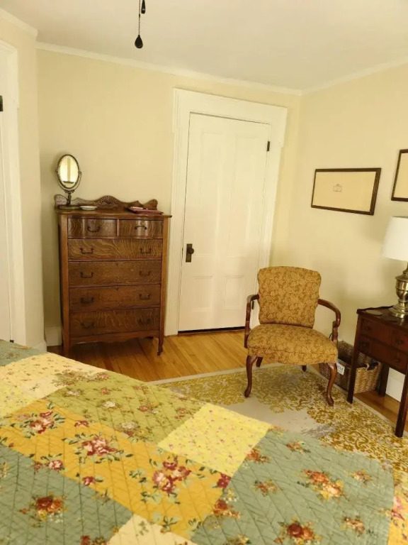 Benjamin F. Packard House Bed and Breakfast