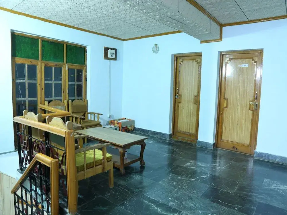 OYO 14558 Magsoom Guest House