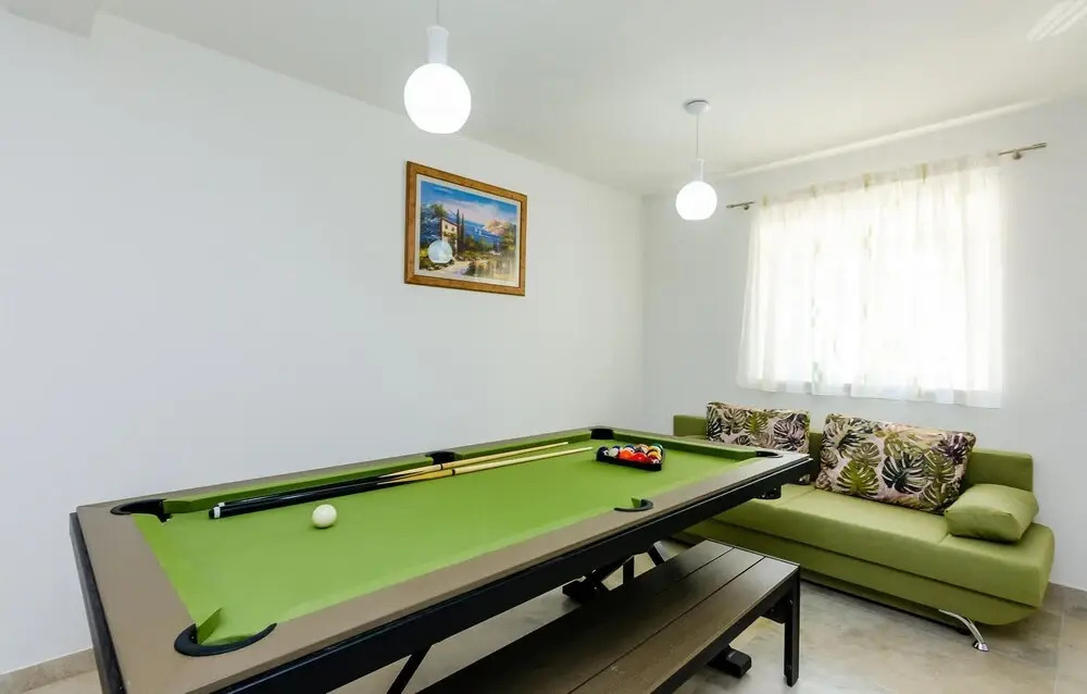 Beautiful Home In Gruda