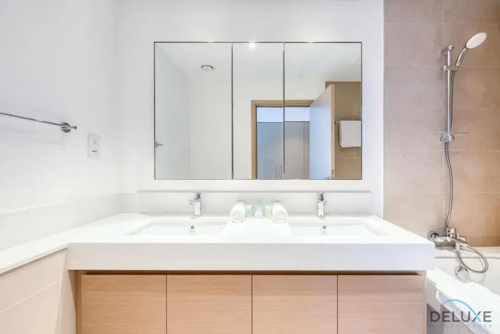 Alluring 2BR at Creek Horizon Tower 2 Dubai Creek Harbour