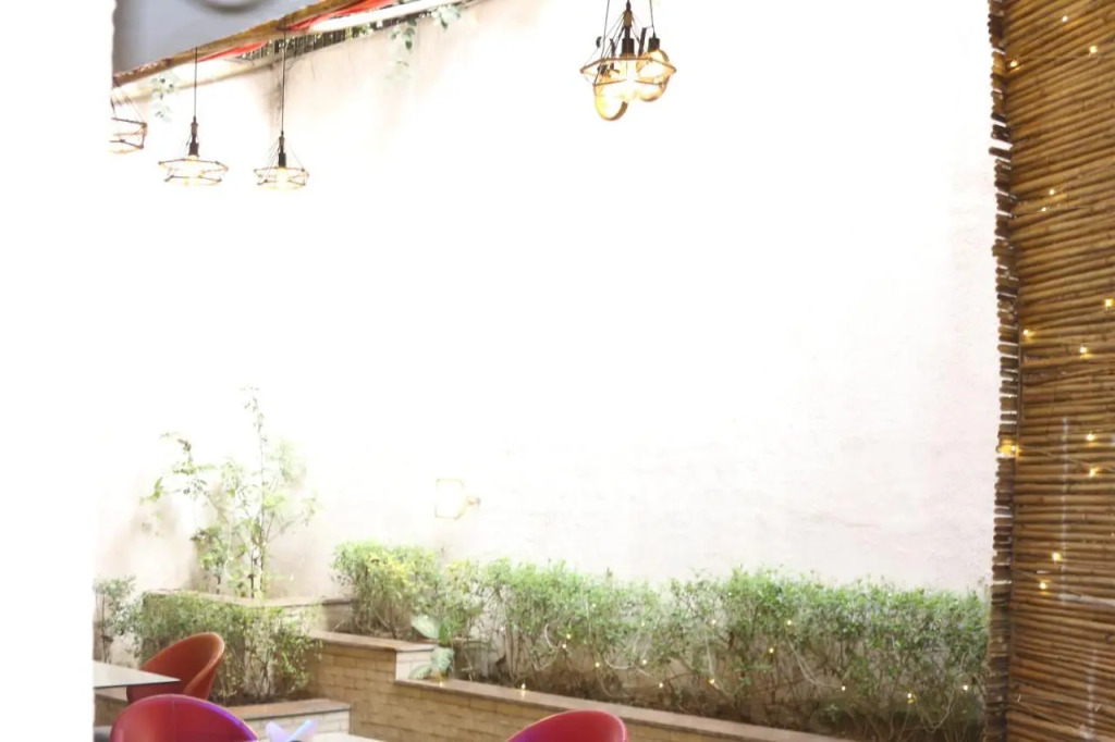 Lime Tree Hotel Sushant Lok Gurgaon