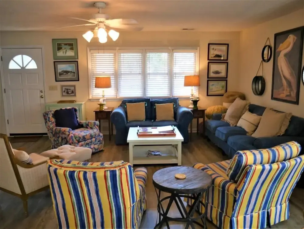 Katinka II - 3 Br Home