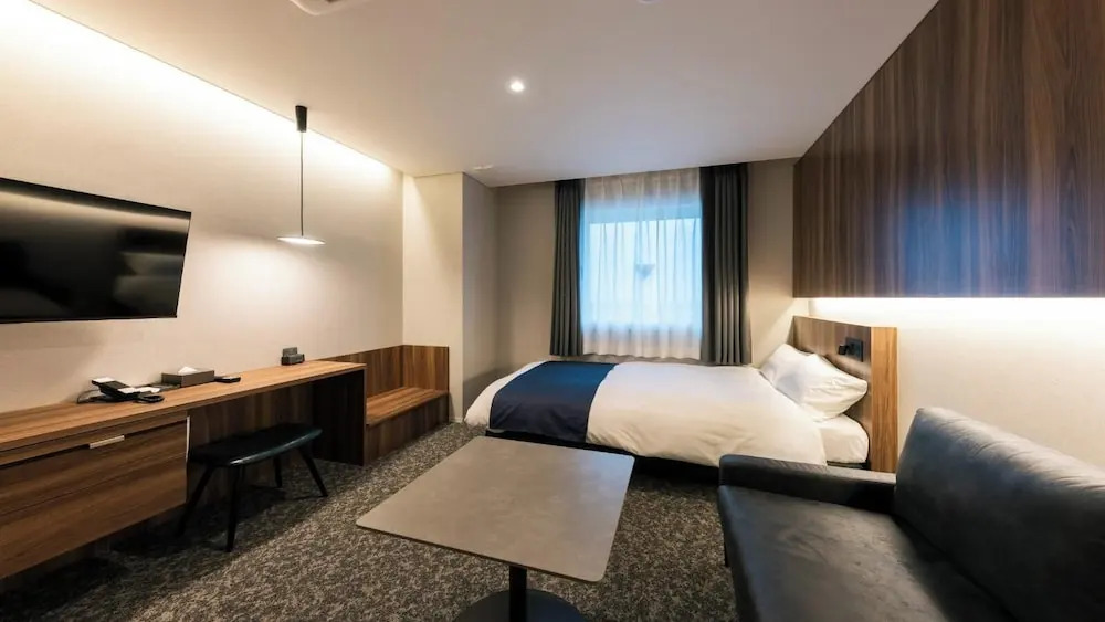 The Still Hotel