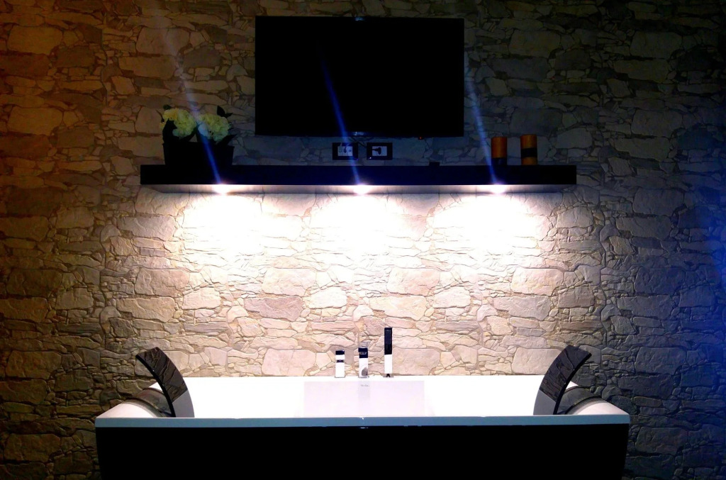 Excellence Suite