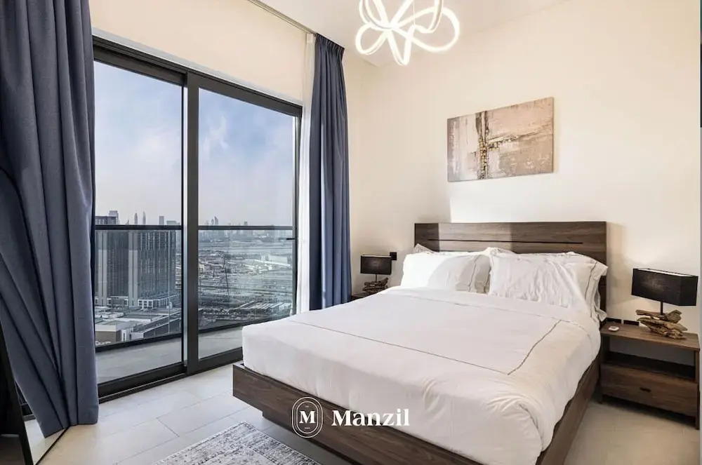 Manzil - Luxury 1BR with Skyline Views