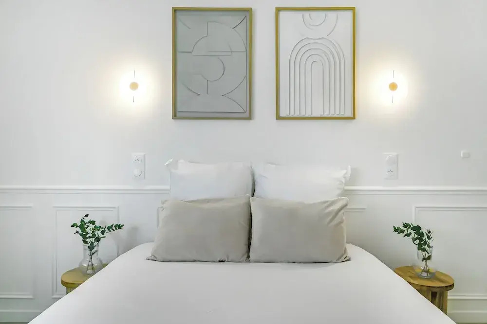 JIJI Suites
