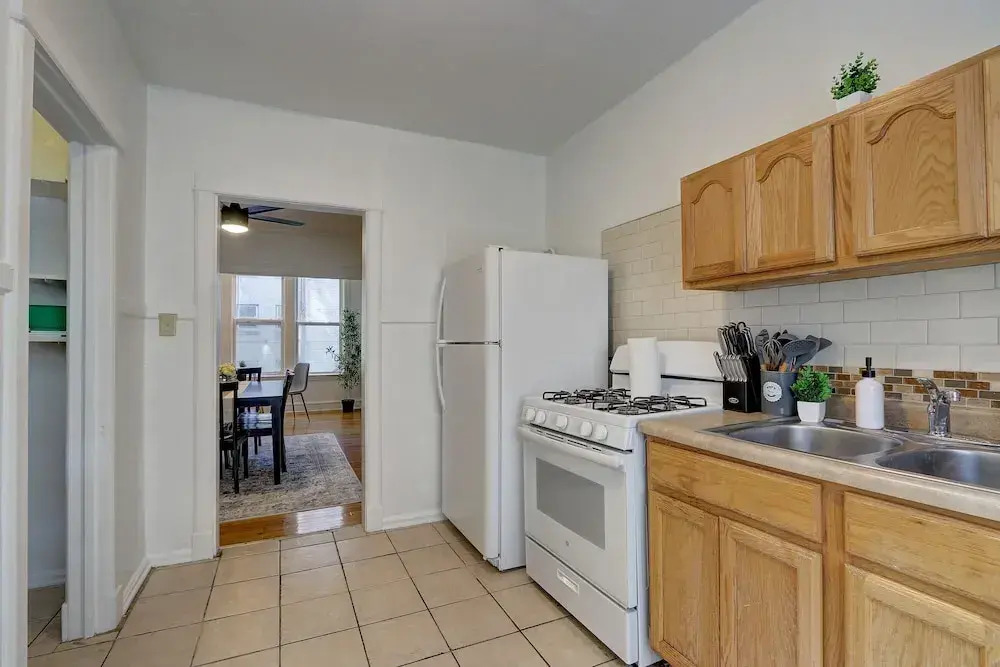 ROVE LIVING/KB - Prospect