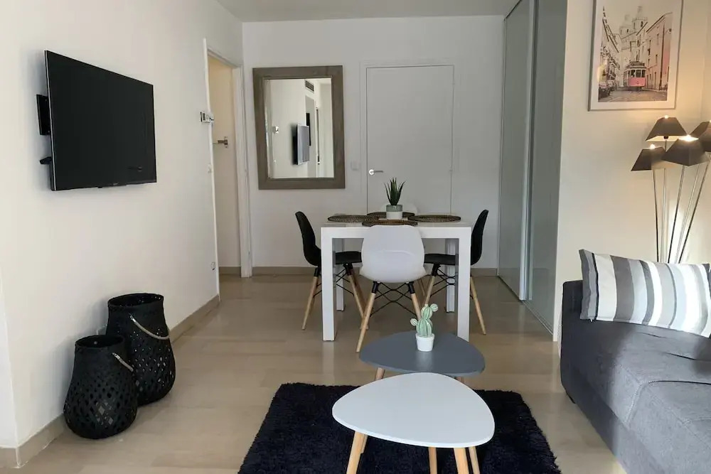 Rue Dantibes 2 Pcs Balcon Renovation Premium 2019