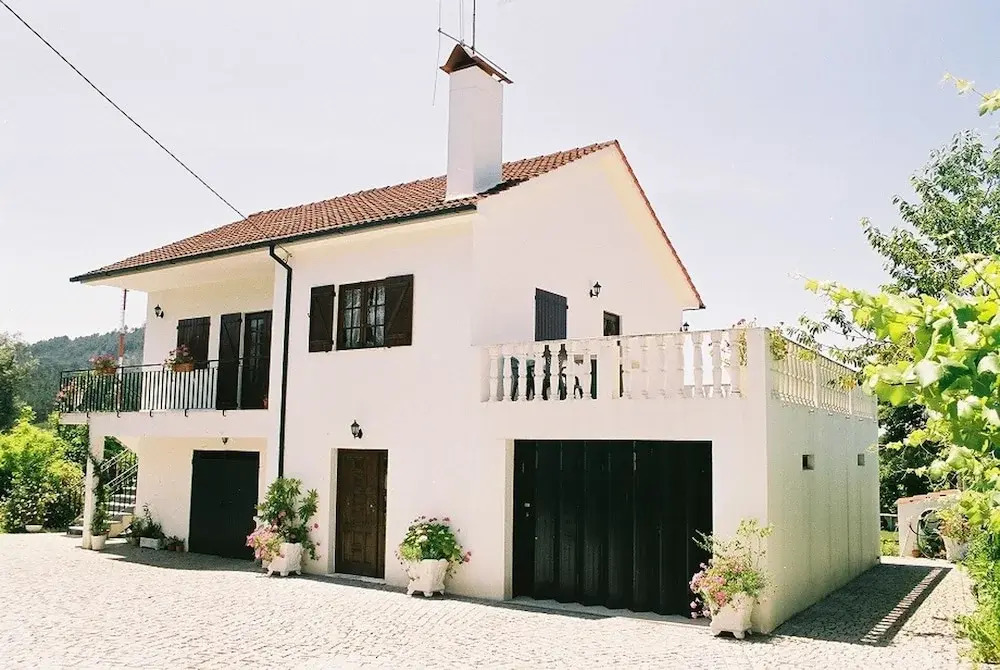 Villa With 4 Bedrooms in Ponte de Lima, With Wonderful Mountain View,