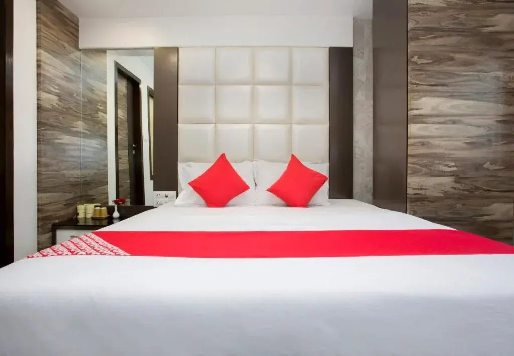 Royal Inn By OYO Rooms