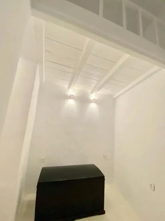 Narkissos, 19th Century Cycladic Stone House