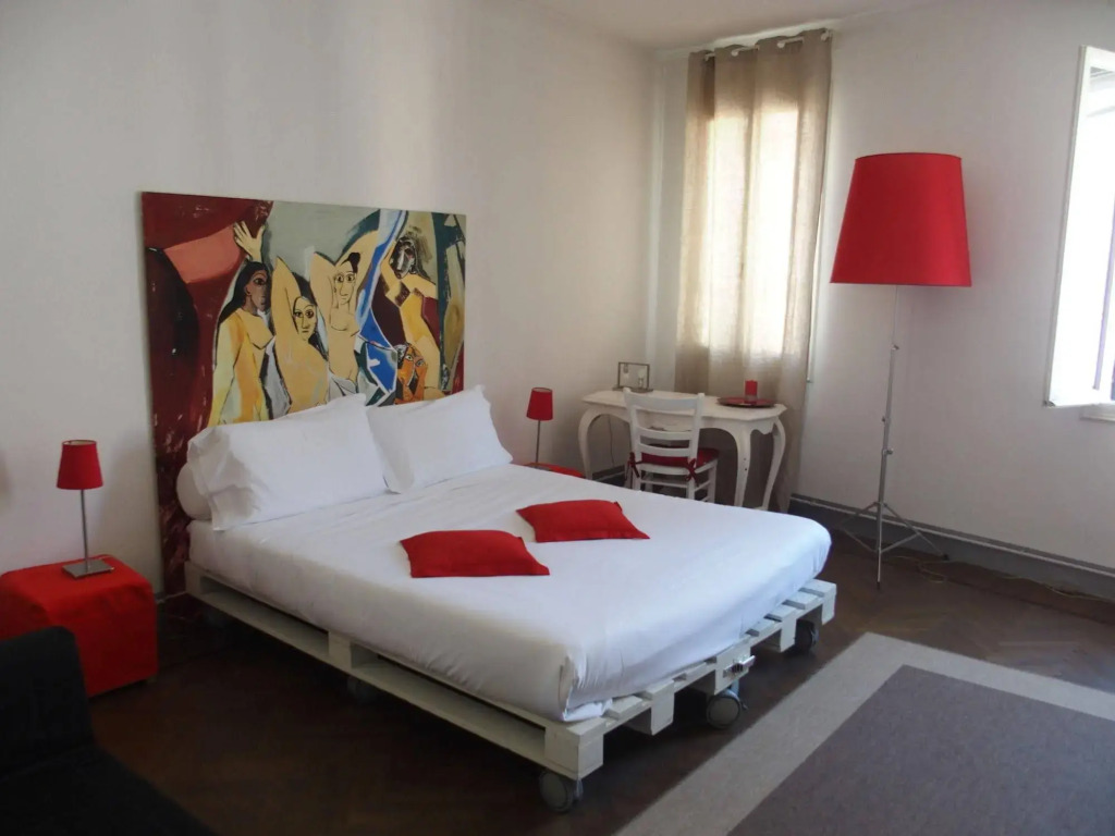 19 Borgo Cavour