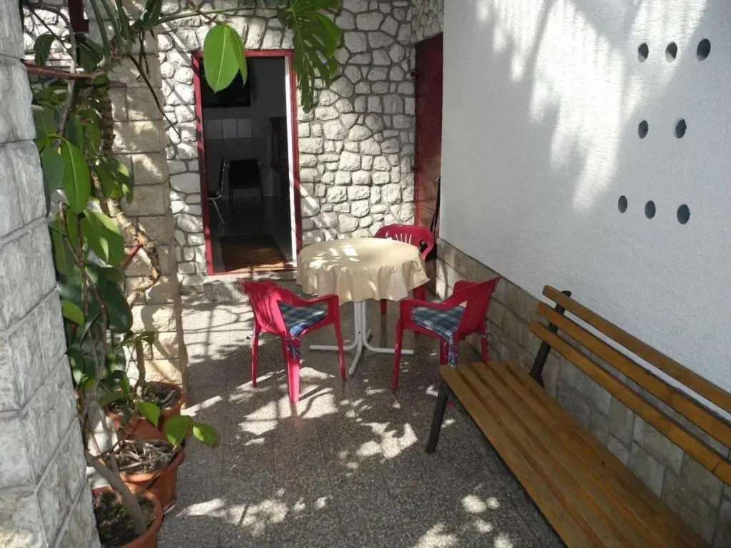 Apartment Andrija 21 pax