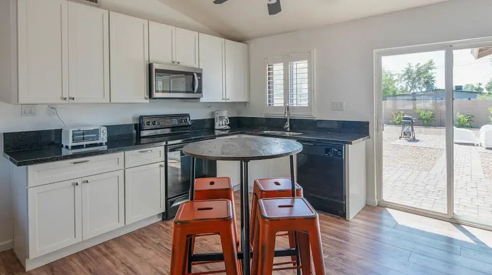 4BR Home in Tempe near ASU by WanderJaunt