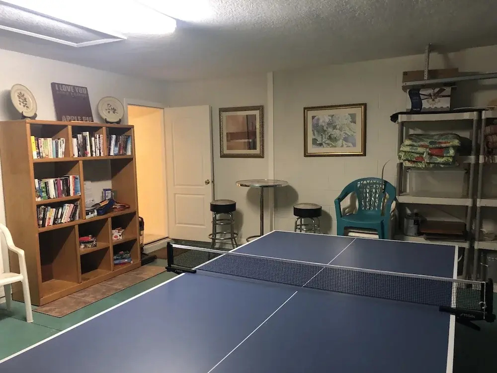 Gorgeous 4 Bed Home with Private Pool and Gamesroom in Disney Area (TR562DD)