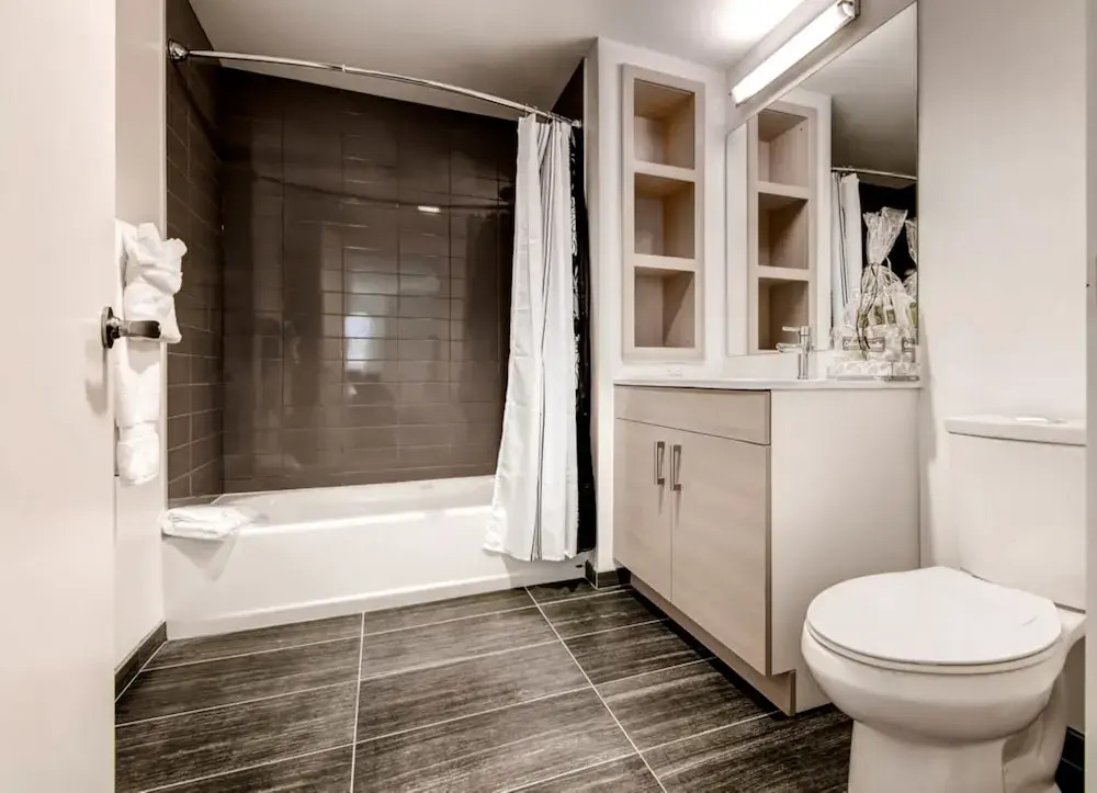 Global Luxury Suites in Rosslyn