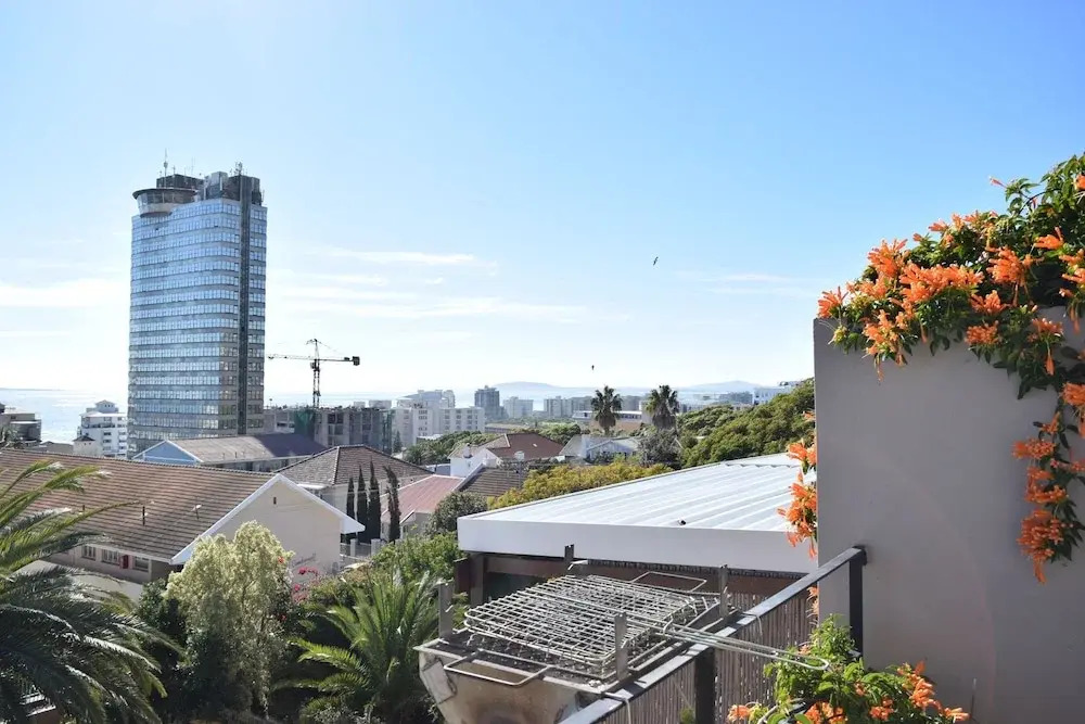 Afri Chić Apartment In Sea Point