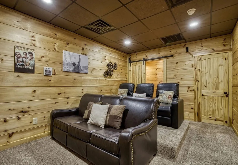 ERN824 - Best Days - Great Location! Close To Town! cabin