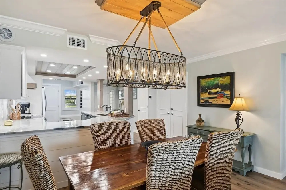 Inlet Reef 105 is a beautifully decorated and absolutely gorgeous 2 BR by RedAwning