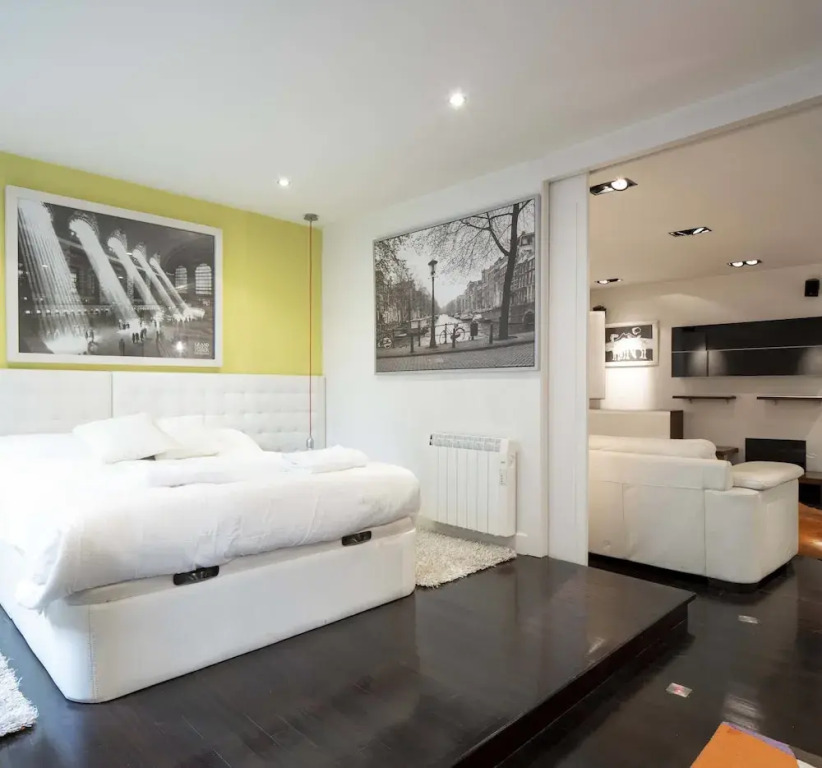 Old Town 2 Apartment by Aston & Wolf