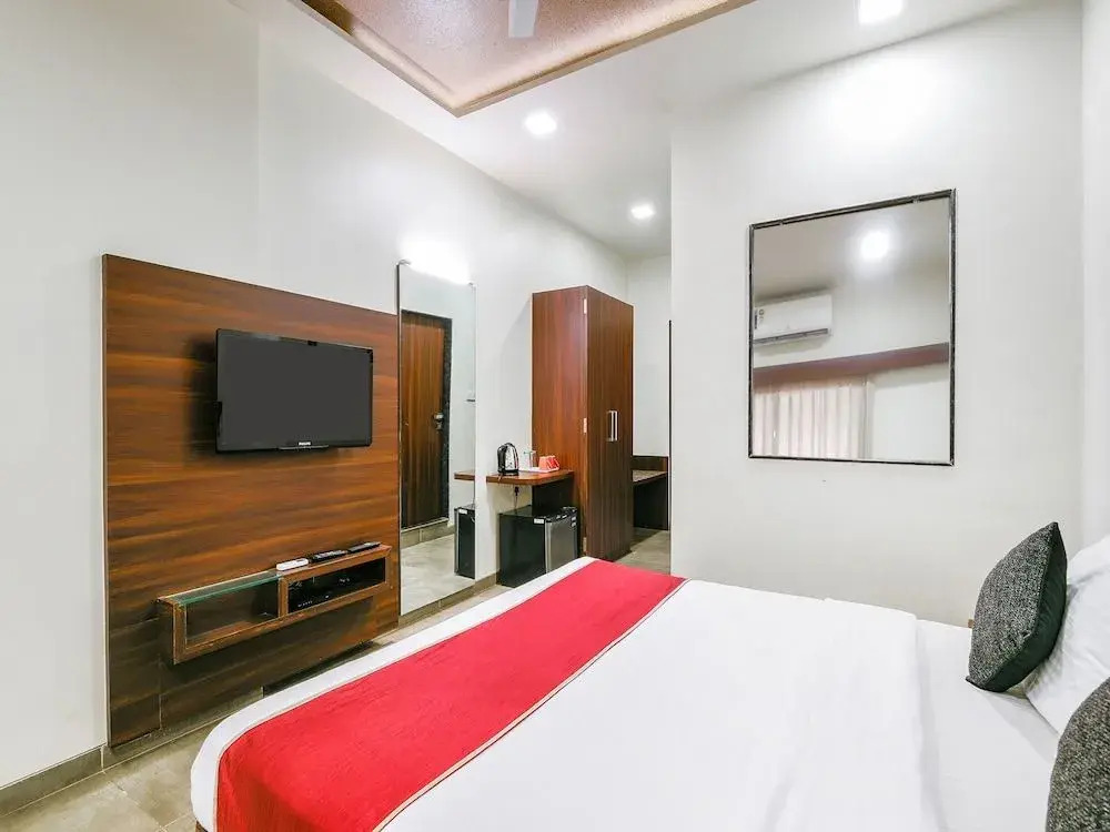 OYO 7057 Global Inn