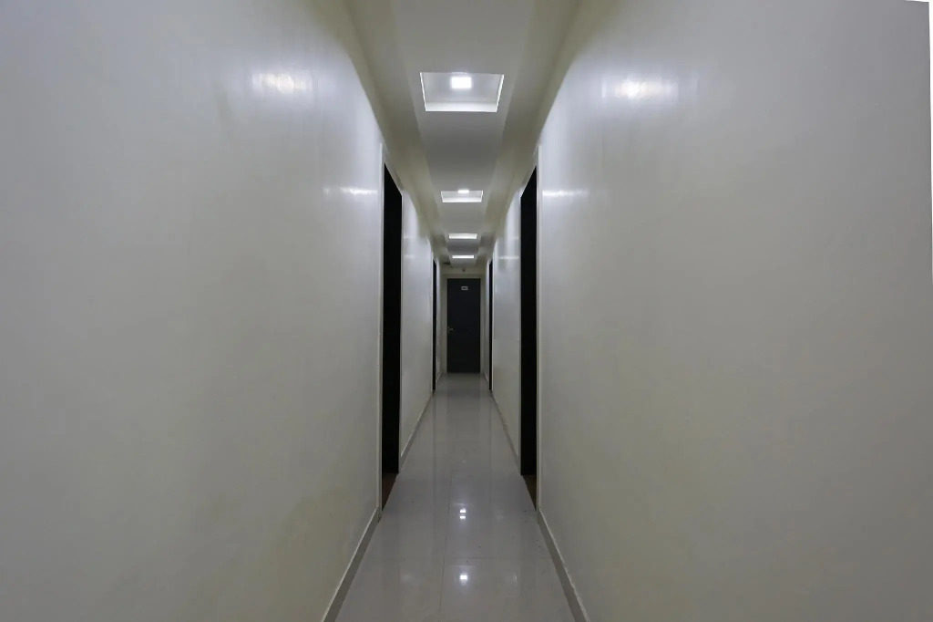 OYO 10536 Hotel Raj Rani