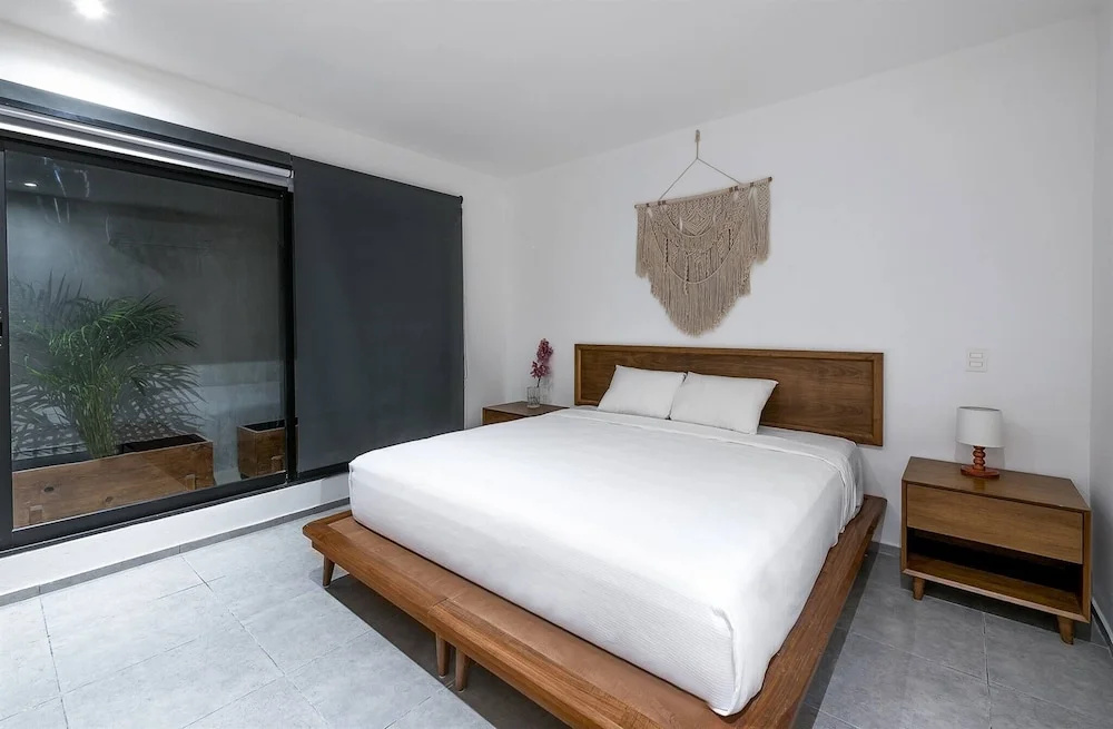 Unbeatable Located 2 Br Apt W/amazing Natural Lig