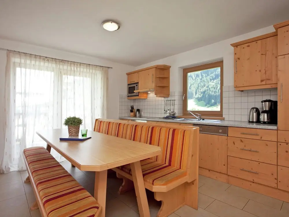Holiday Home With Swimming Pool in Wald im Pinzgau