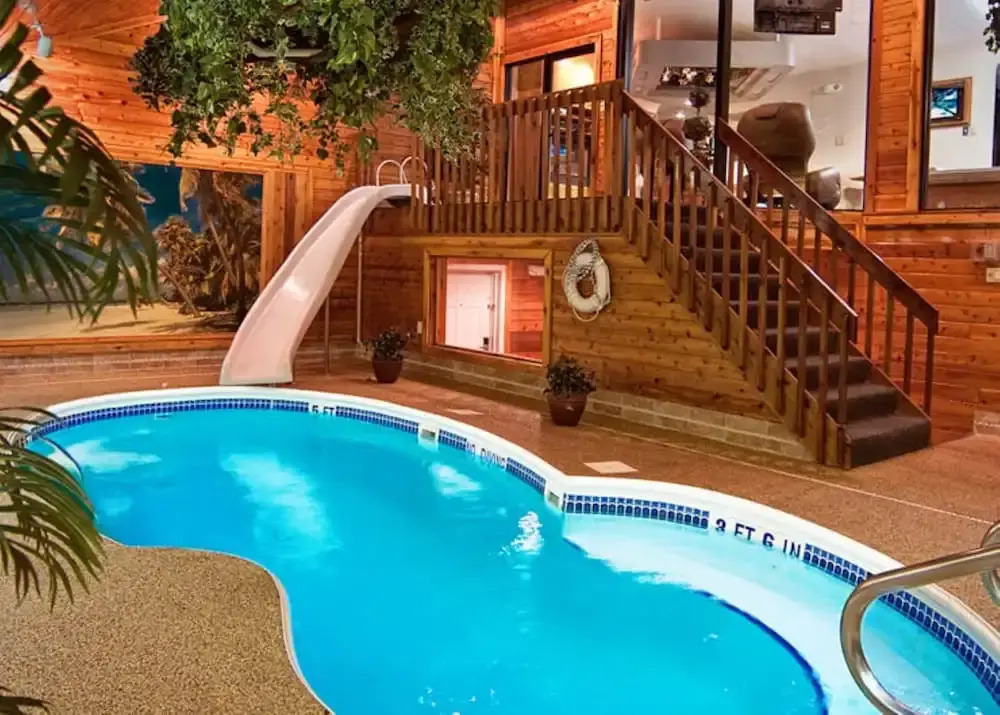 Sybaris Pool Suites Indianapolis