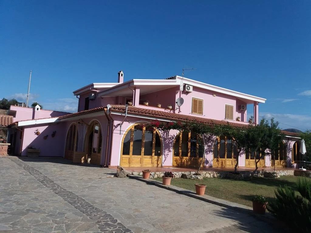 Domus De Janas