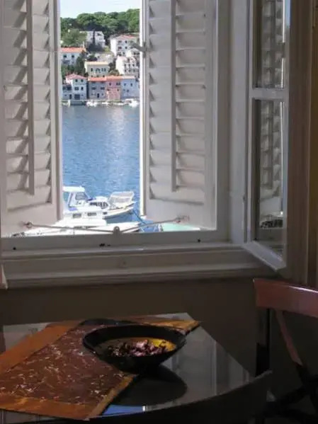 Mare Mare Suites