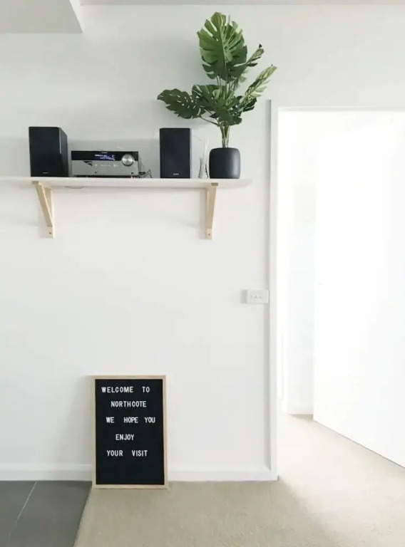 Modern 2 Bedroom Apartment in Melbourne's Northcote