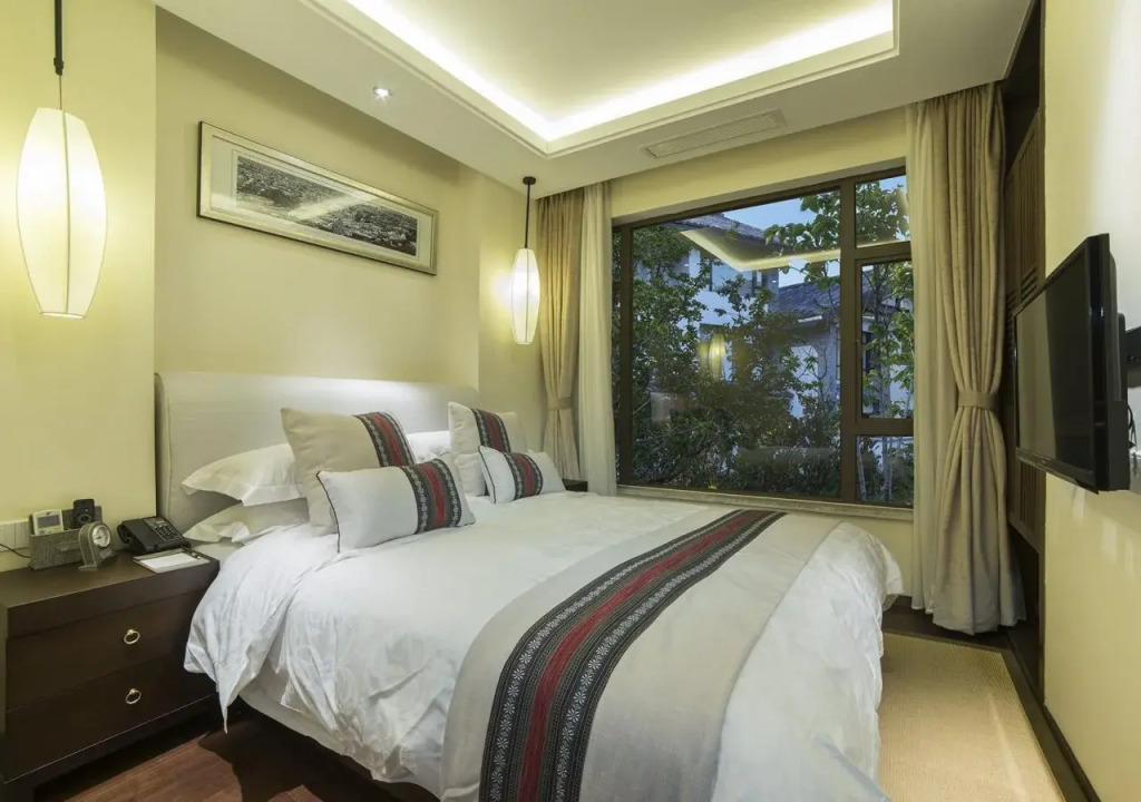 Lijiang Patio Luxury Hotel and Resort