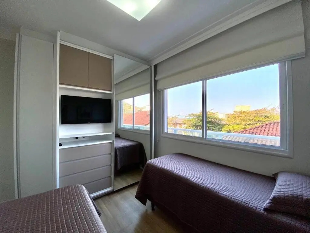 Luxuoso Apartamento 3 quartos na Praia de Bombas